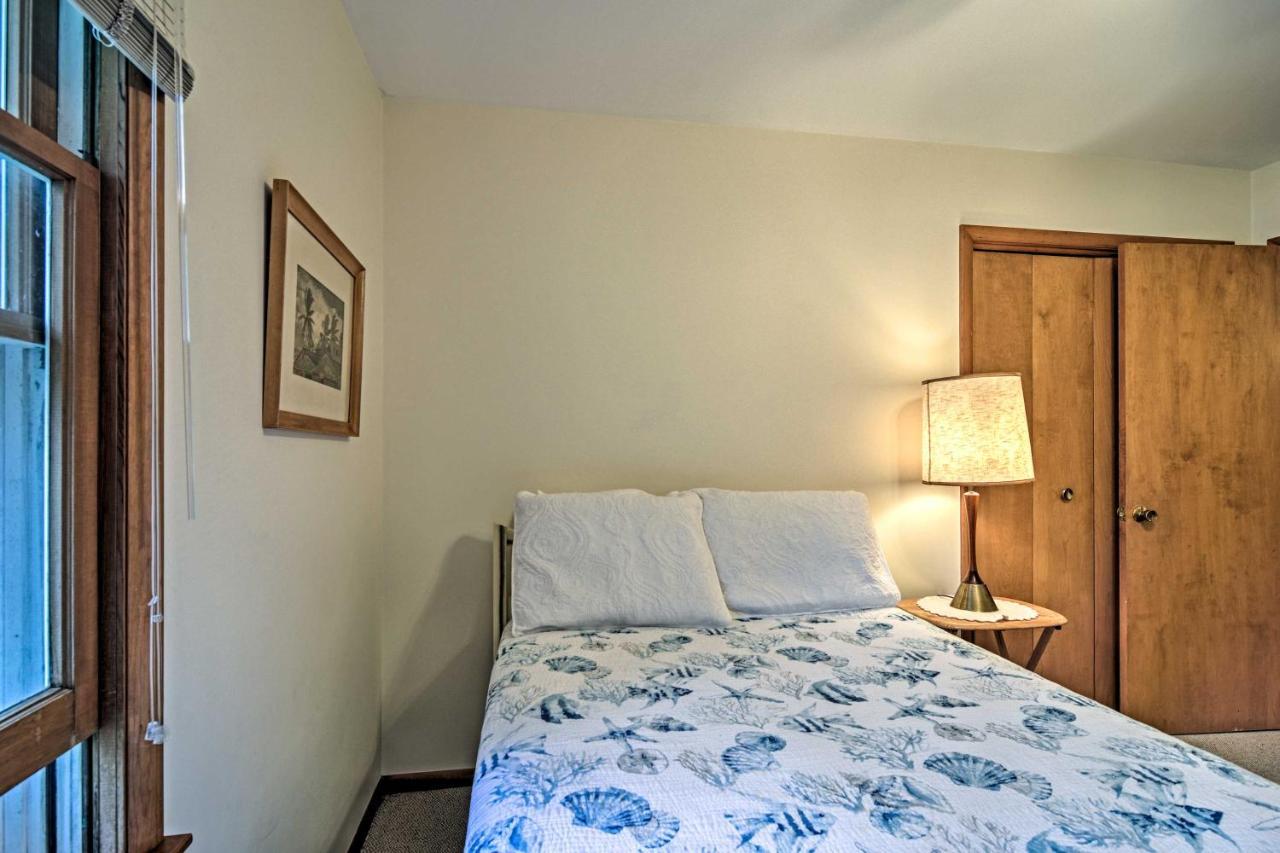 Lake Huron House With Grill And Beach Access! East Tawas Eksteriør billede
